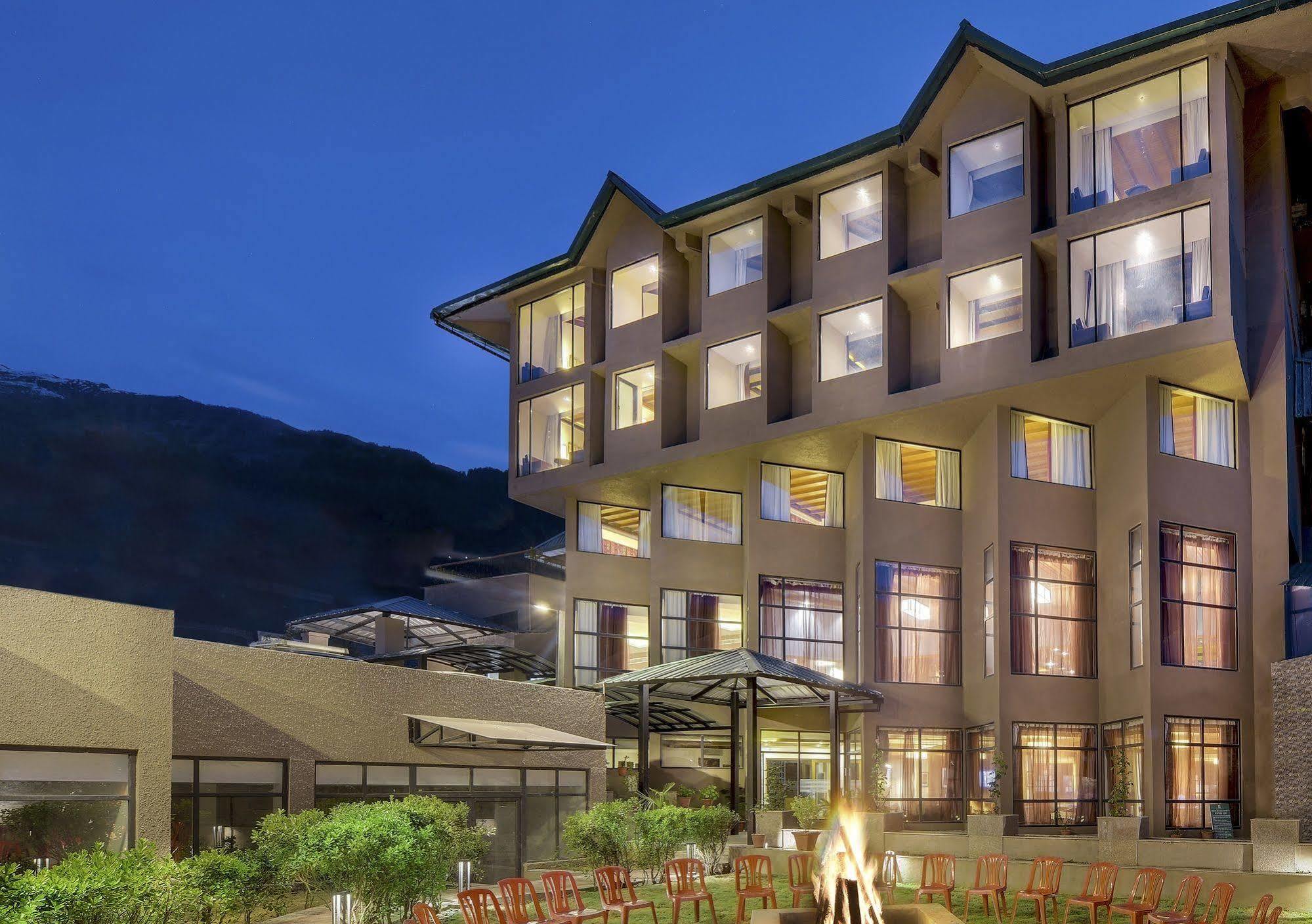 Hotel Sterling Manali Extérieur photo