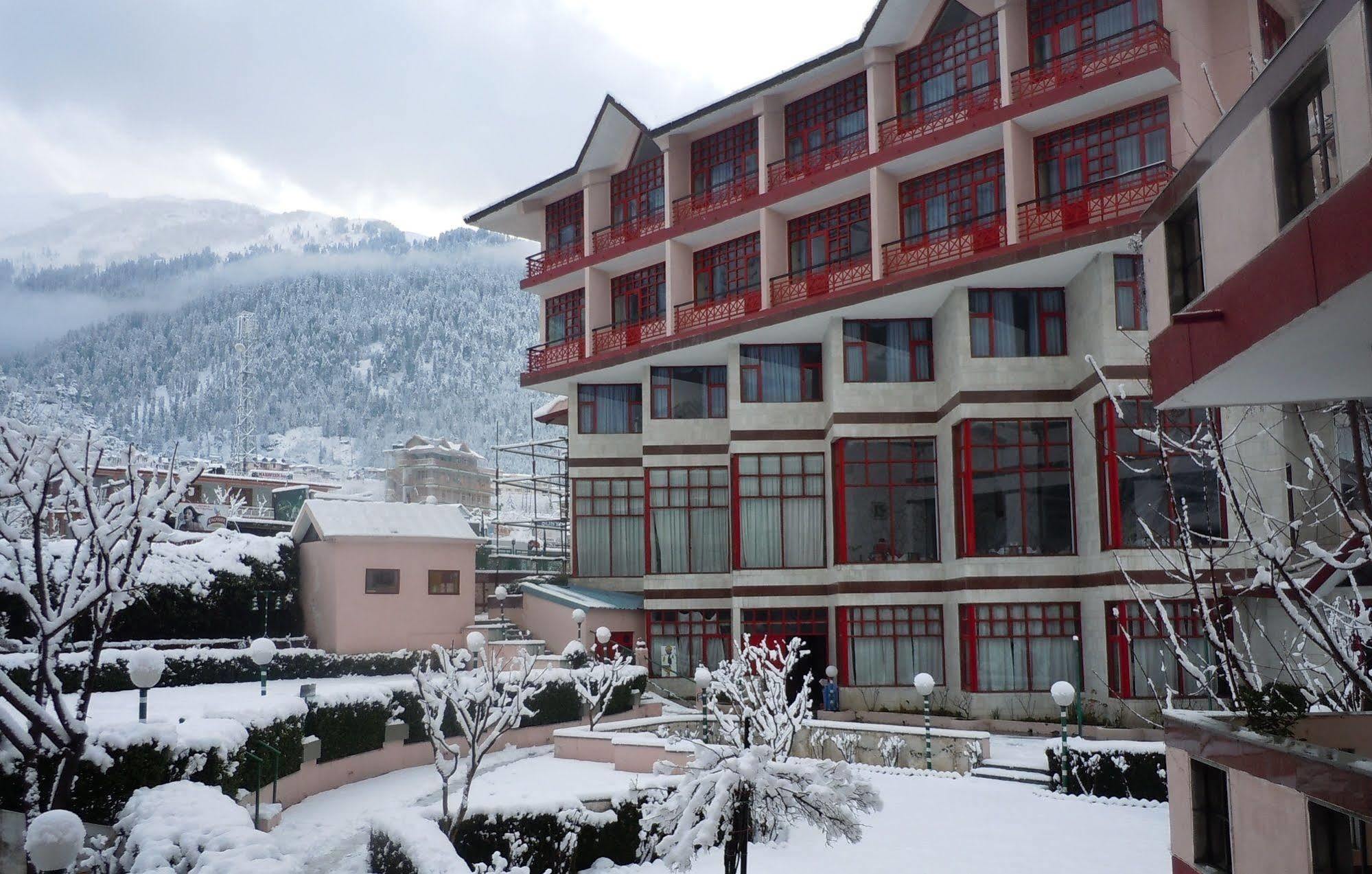 Hotel Sterling Manali Extérieur photo